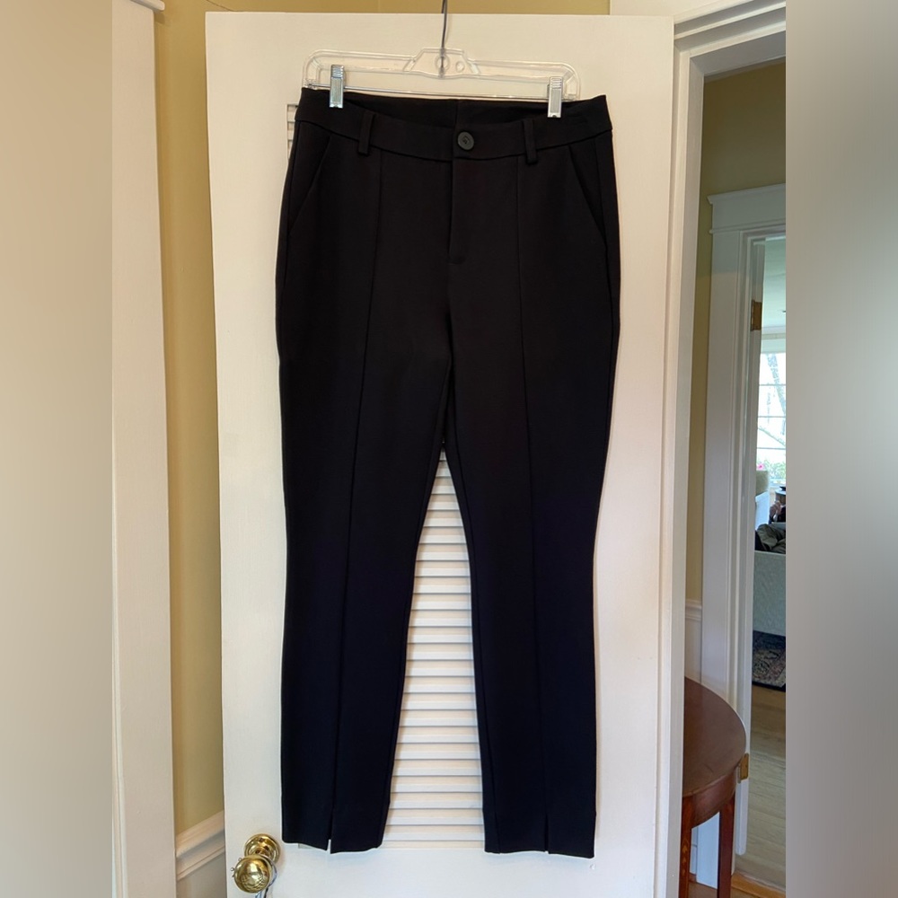 Cabi women’ ponte knit  black pants size 6 new without tags